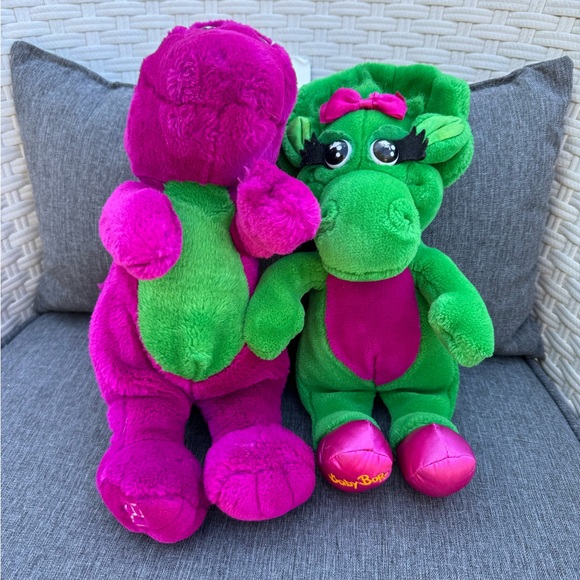 Barney and baby bop plushies - Picture 2 of 4